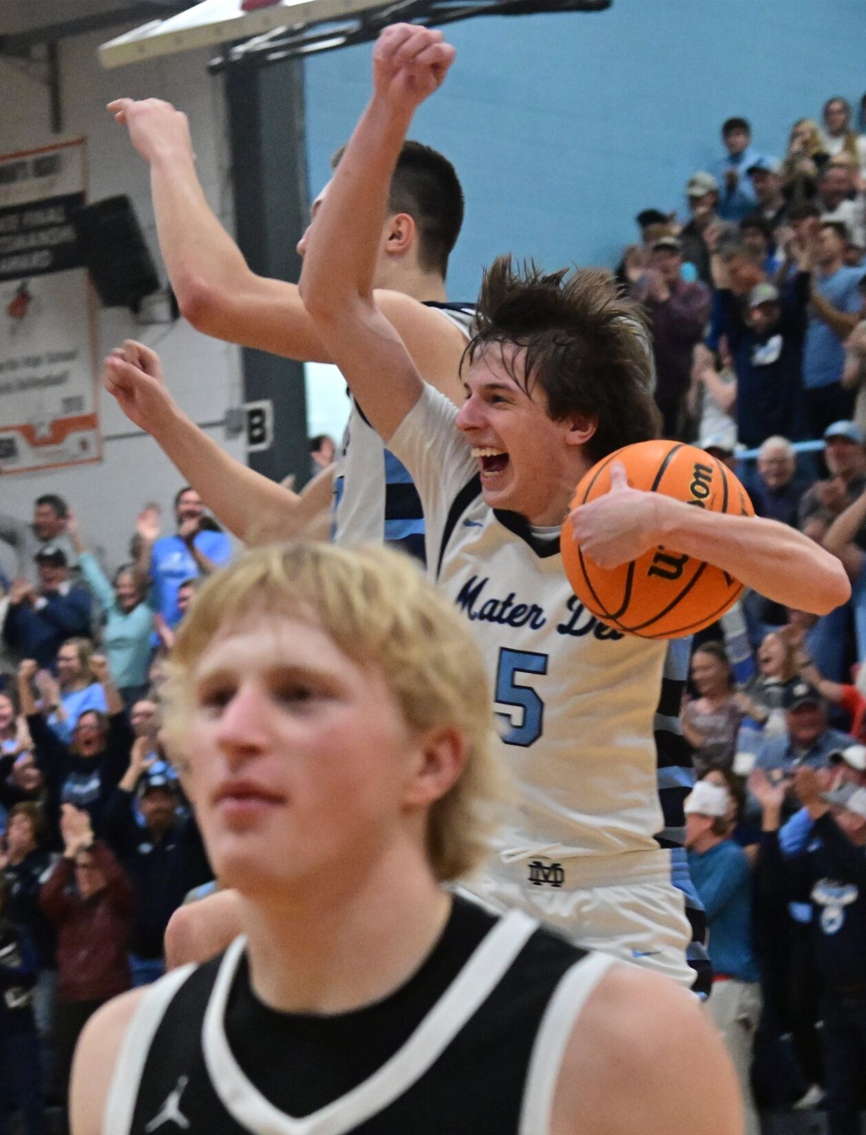 Mater Dei vs Breese Central